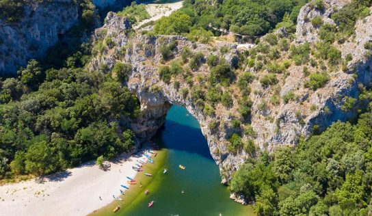 Découvrez l’Ardèche, son patrimoine et visitez les grands sites touristiques