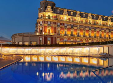 L’hôtel du Palais à Biarritz rouvre ses portes après une rénovation historique